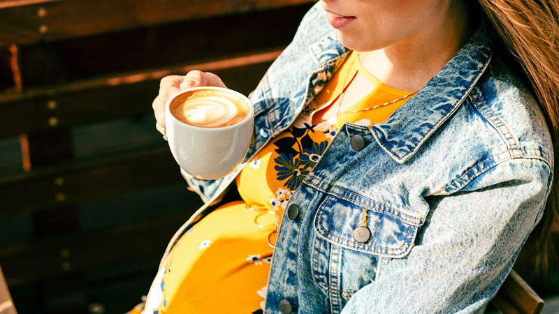 Caffeine During Pregnancy مصرف کافئین در بارداری مجاز است؟ synergyseeds سینرژیک سید